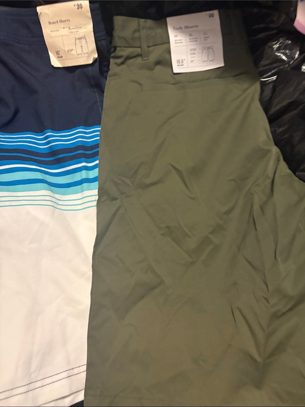 Goodfellow & Co Olive Green Men’s tech Shorts and swim board shorts